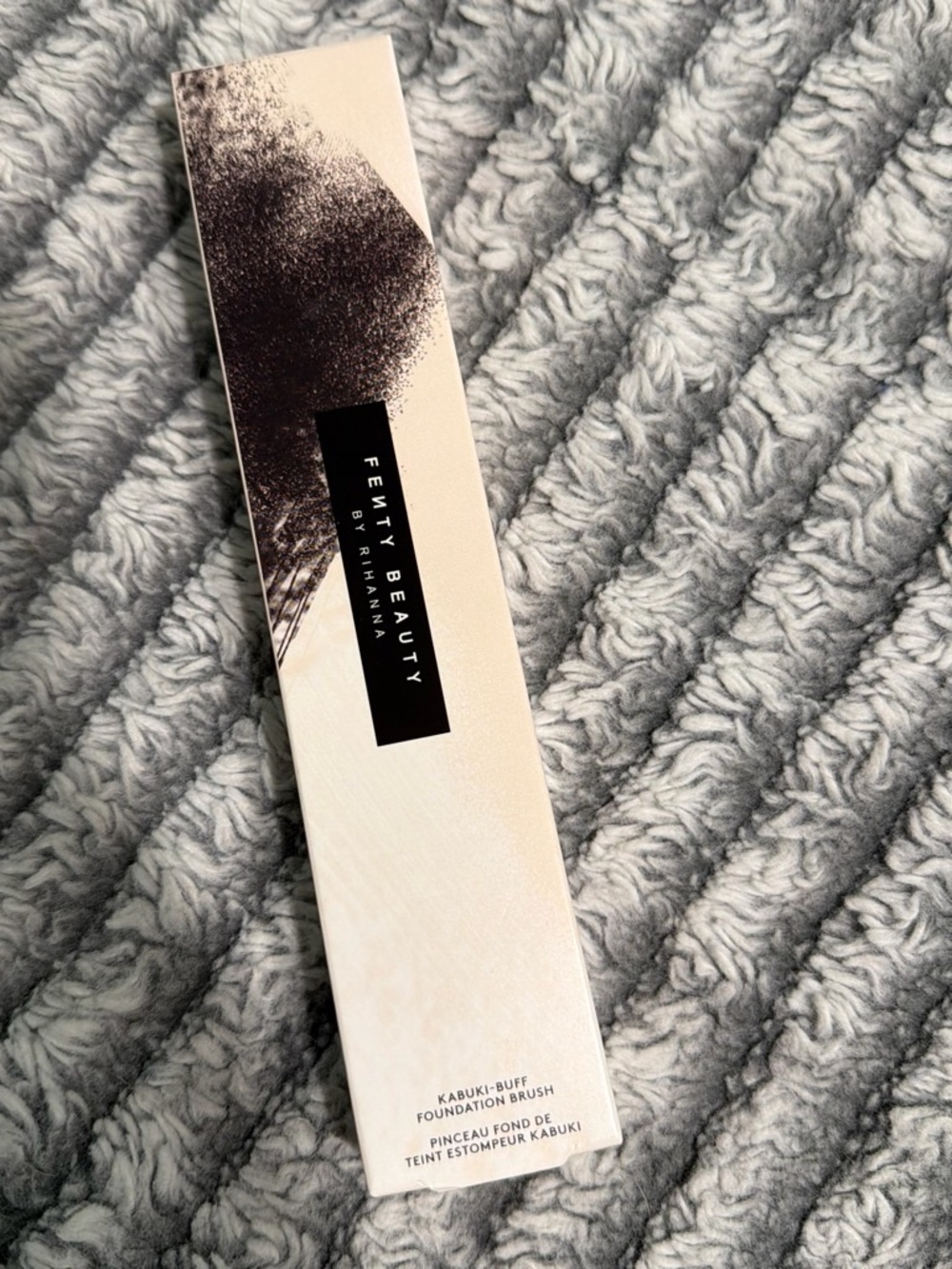 Fenty Beauty Kabuki-Buffer Foundation Brush – White and Black Packaging